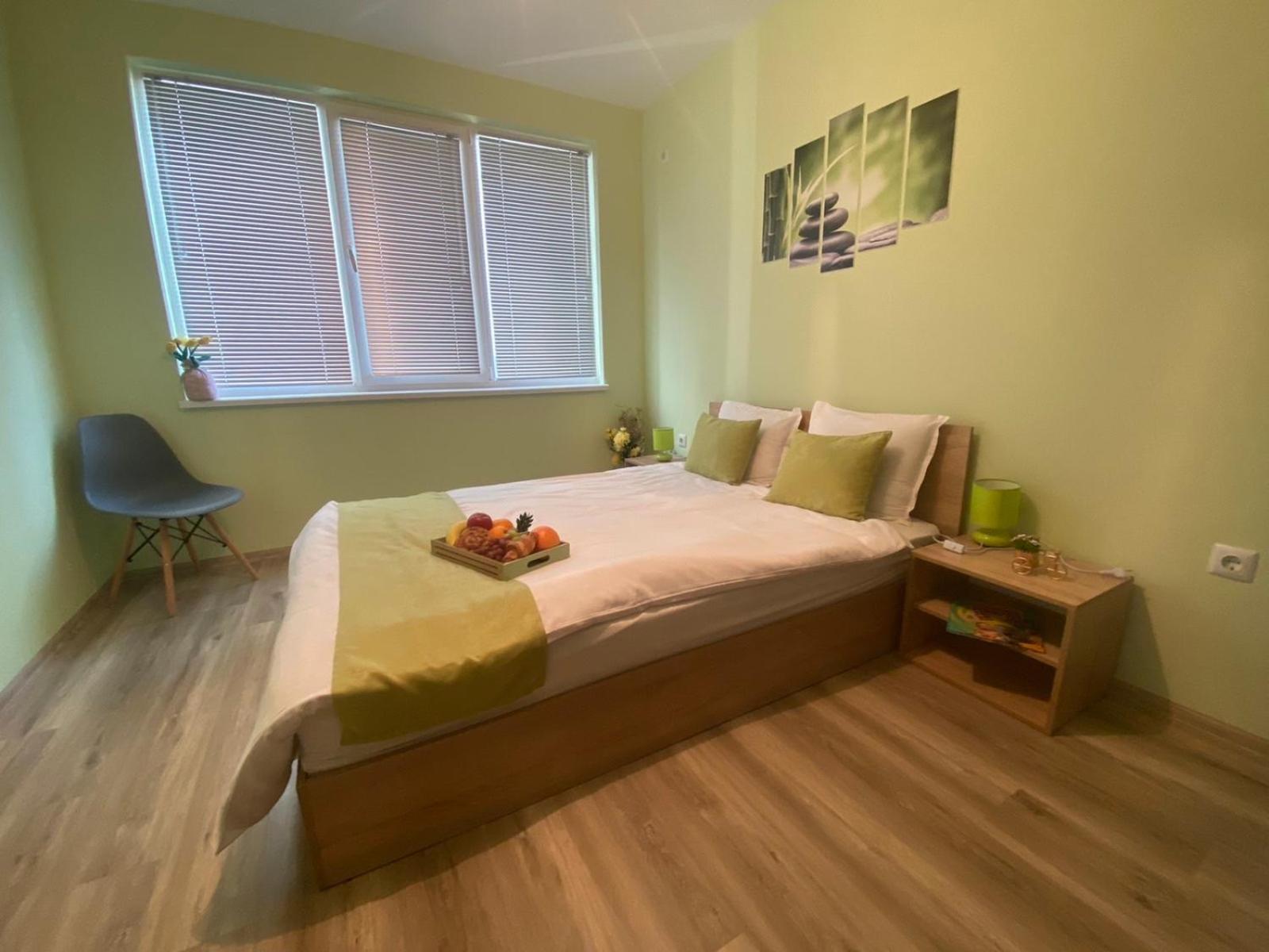 Уютен Нов Апартамент - Стара Загора С Две Спални Apartment Ngoại thất bức ảnh