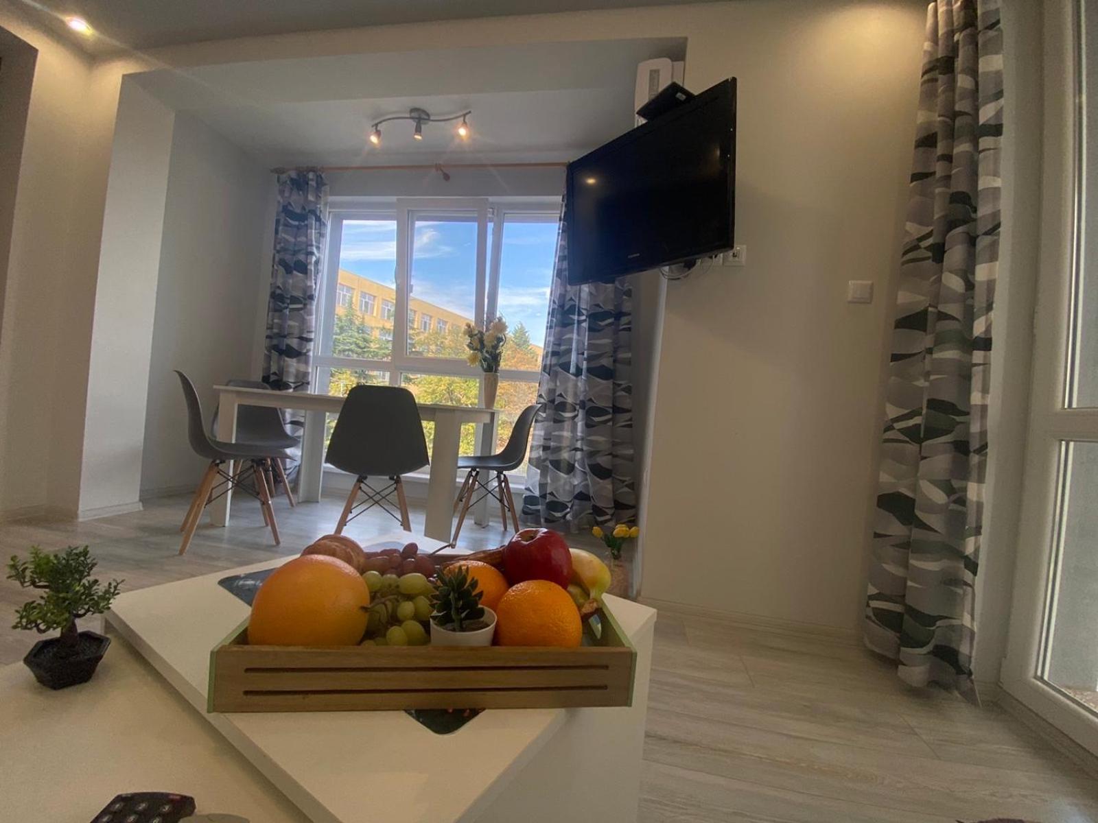 Уютен Нов Апартамент - Стара Загора С Две Спални Apartment Ngoại thất bức ảnh
